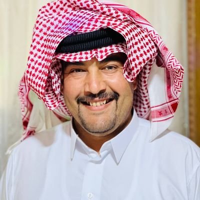 خريج كلية الآداب قسم التاريخ
يدرس لدى مدرسة ابن الهيثم للبنين