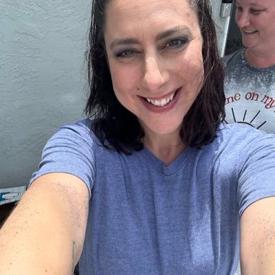 BellaButterfly4's profile picture. 