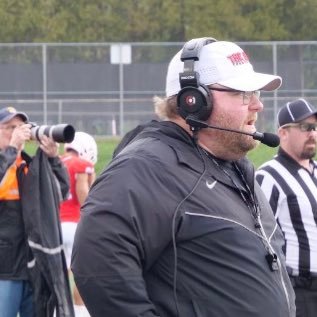 Offensive Line Coach @EdinboroFB Firm Believer in the BadRad Way. No exceptions.