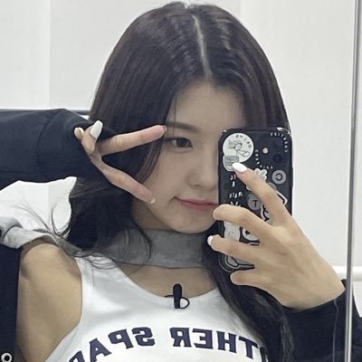 bleufey's profile picture. ⠀⠀ ⋆ : ── ˒ enhypen♡☻