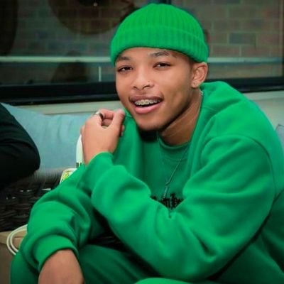 NeuzaObza43958's profile picture. Thabang's biggest hyper❤️
A lady trying out this life thing 💯