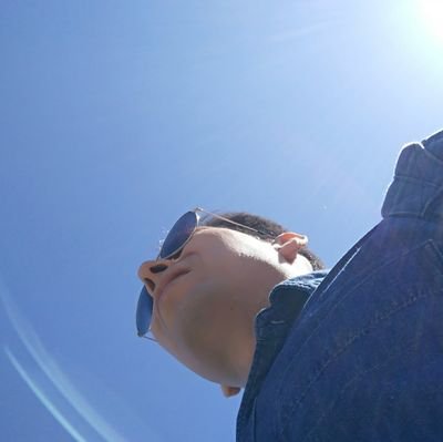 choko_'s profile picture. Football, design, webdev, music, ... etc