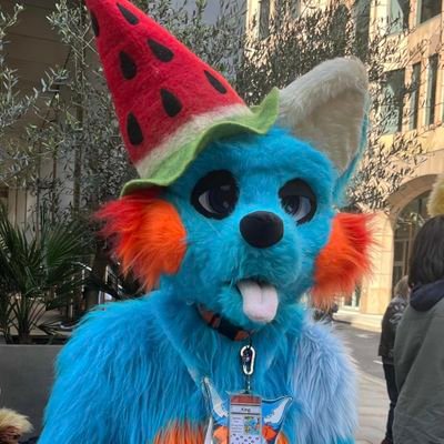 Discord kingcrafted_01#8072 | 🏳️🌈
| taken by a cute pupper @polothepup