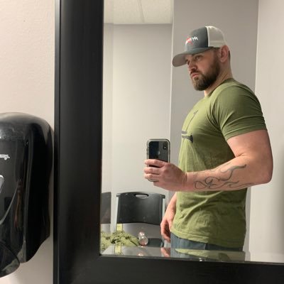 The_Gator_Man's profile picture. I am a veteran and a Truck Driver