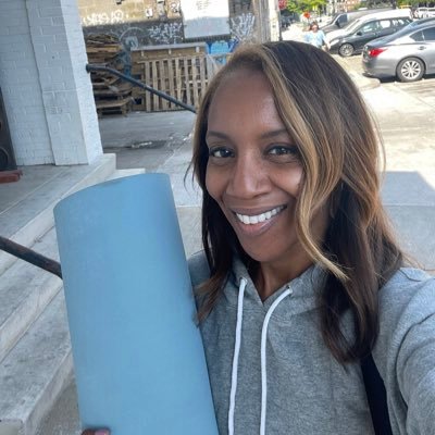 StayTrueorDie's profile picture. The Good Life. Whole. Twin mom,  Wife, MFM doc, MBA,Yoga instructor. Dope human. Blue check.