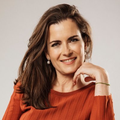 Consejera, asesora y emprendedora. Directora de IEU Strategy Lab I M&A, estrategia, negociación y comunicación I Buen Gobierno I Facilitación de acuerdos