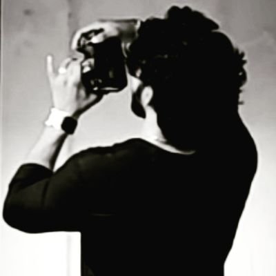 Skrealblacklion's profile picture. कृष्णं वन्दे जगद्गुरुम् 🕉️