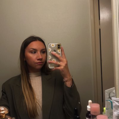 mathilde2127's profile picture. 