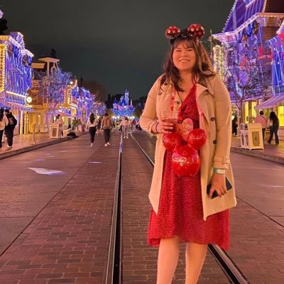 elizabeth_offc's profile picture. 🇲🇽 she/they, bi, theatre human, d💘