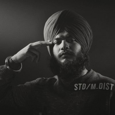 𝗦𝗶𝗸𝗵🦁
ਮਨਿ ਜੀਤੈ ਜਗੁ ਜੀਤੁ।।😌
ਫੋਟੋਗ੍ਰਾਫਰ 📸
SC👻- anant_singh29