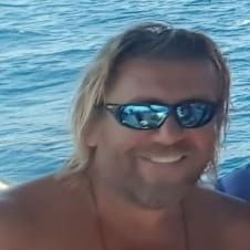 basar_ozer's profile picture. 