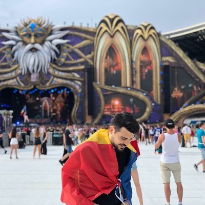 mertyiilmaaz's profile picture. a little trance in the morning did never hurt anybody