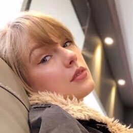 Taylorswif13771's profile picture. rule #1 of life: do what makes you happy