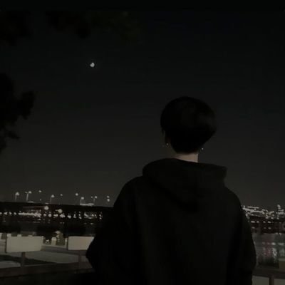 愛してる전정국 ♡                                                                                        
-la vida es para arriesgarse y seguir adelante- 🏳️‍⚧