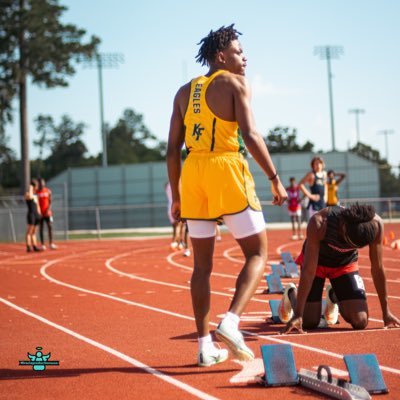 C/O 23’ ATH| track |2x T&F ALL AMERICAN🥇| 10.5 100 | 4.3 gpa🖖🏾 @atheking2205@gmail.com