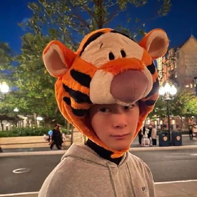 AguirreSayde's profile picture. 