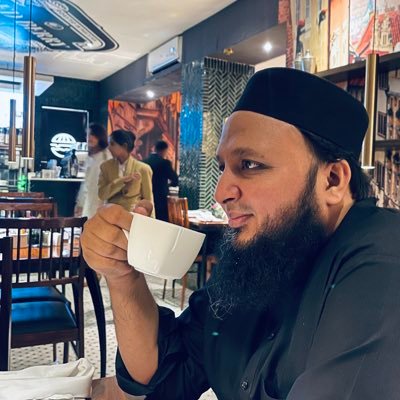 Born and brought up in Karachi. Now in Lahore Via Islamabad. #Journey Continues….