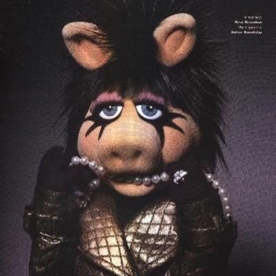 SuperGarfa's profile picture. generally unhappy person, sometimes silly goose, mostly a mean fucking lady