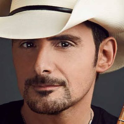 Brad Paisley fan page to reach out to his lovely fans ❤️