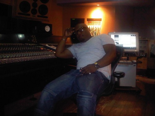 FranAm1's profile picture. Producer/Musician/Songwriter  CEO of NuBirth Musik Group producer for Millinneum/EMI/Capitol Credits from JaRule,Ness,Joe,,S-Dub and etc........