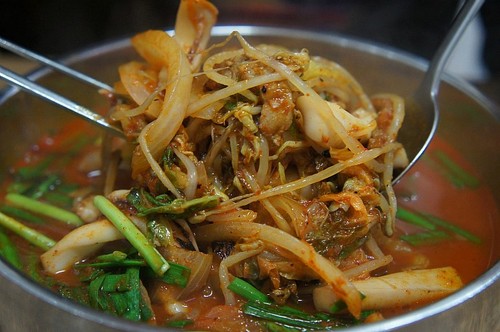 맛집 정리를 좋아 하는 컴맨입니다.
우리 동네 맛집은 어디일까요?
http://t.co/i17FVxeDi9에서 한번 찾아보세요.
블로그포스트 기준으로 순위를 정함.