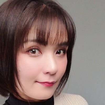 コスメとスキンケアが好きなアラフィフ😊
50代のリアルな美容情報を発信🌟
使ったコスメの正直レビュー💖
 #50代美容  #スキンケア
 #コスメ好きと繋がりたい
 #美容好きと繋がりたい