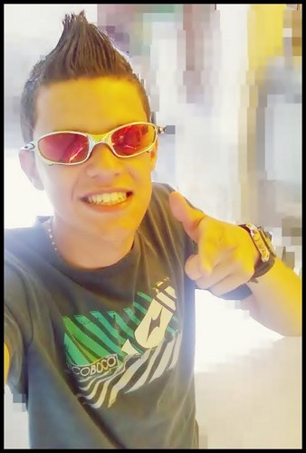 Viver viver e ser livre saber da valor para as coisas mais simples só o amor constroi pontes indestrutiveis ♫