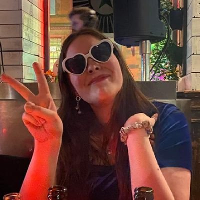 natasha_pooley's profile picture. Politics @UofG