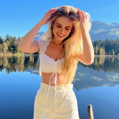 Heloise9766's profile picture. Un créateur de mode peu connu qui aime nager 🏊🏻‍♀️, skier 🏂, voyager ✈️, amateur de crypto💥#Bitcoin⚡#BTC