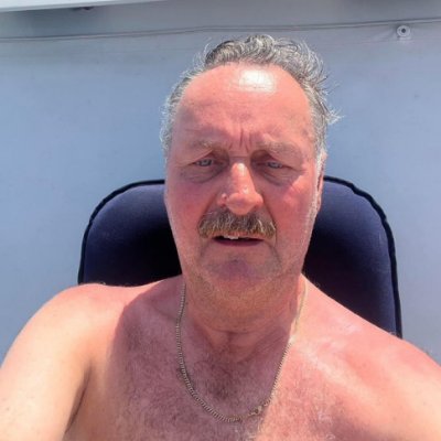 mikicrystal47's profile picture. 