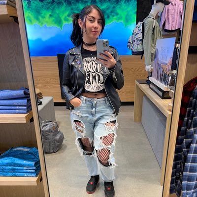 200Luisifer's profile picture. 