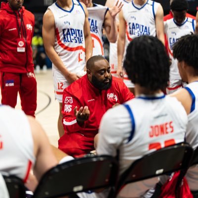 Husband, father, and head boys basketball coach at Hayfield Secondary School in Alexandria, VA. Follow us @HayfieldBball Family Over Everything! #Vstate #HBCU