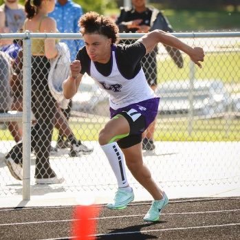 Lufkin High School | Track athlete | 4x4 splitPR(first leg)-49.4 | 800PR-2:02.30| 400-50.1|Email:@forneyalec82@gmail.com | CO.24| 3.7GPA |