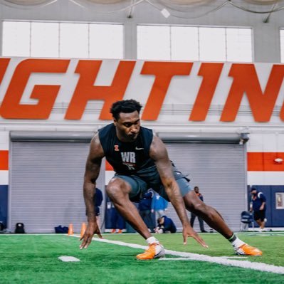 Original account was deleted! University of Illinois Wr (2022)! #11 2023 NFL, XFL, CFL, USFL prospect!