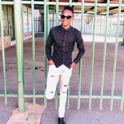 #singer / song writer/ gospel minister/ I've accepted Jesus 🙏🔥 

bookings email Thabopsalmist01@gmail.com