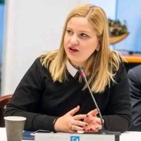 Suzanne Gasper (@adelylov) 's Twitter Profile