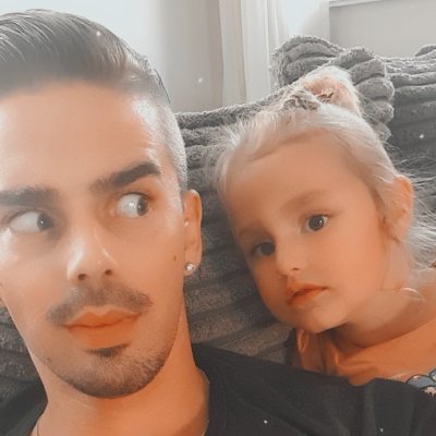 Content Creator From The Netherlands.
https://t.co/8fHOyNRE6U
https://t.co/tDVYtblbB4
@TheRogueEnergy Partner.