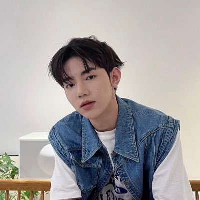 JJANGHA0_'s profile picture. ·˚ ༘ ┊͙ #ZB1 #장하오 . . my always  ! ˊˎ