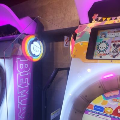 amabie9903's profile picture. 격겜과 리겜과 버생과 바이스에 인생 갈아 넣는중