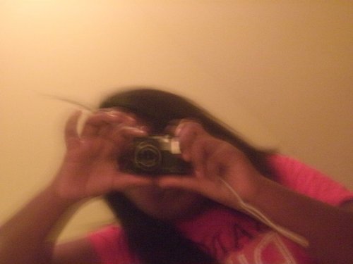 Im a teen that loves to chill and be a big kid...
Also i like mindless behavior don't hate 
143!  ;) please follow i follow back lol