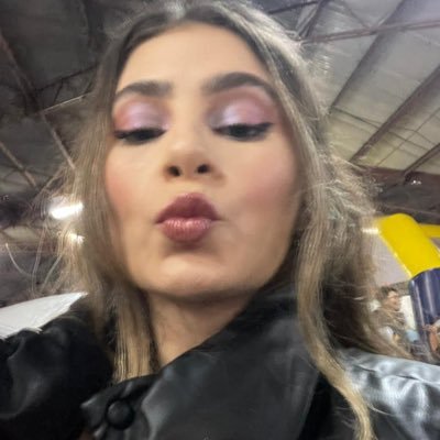 NicoleMazzochi's profile picture. cx/sm  ☀️