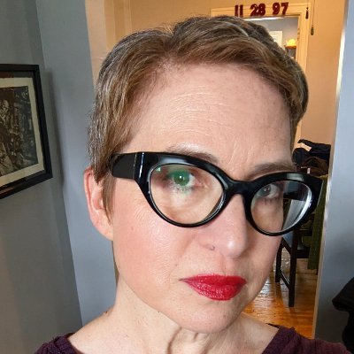 Bethlehem City Councilwoman.
she/her. Communications Pro. Organic Gardener. Black Lives Matter. Bike/Pedestrian Advocate. #NavyMom Protect the Dolls