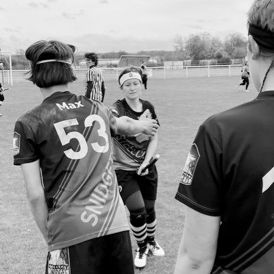 ollys_hood's profile picture. snatchin’ snitches.