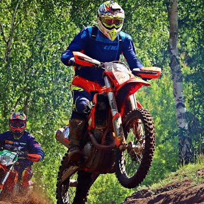 AOdmyr38027's profile picture. 