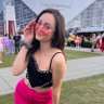 tsyoungreckless's profile picture. “I sort of feel like I’m just your older sister…just like stalking you on the internet” (she/her/hers)