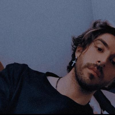 itsWh7t's profile picture. Melt this curse away.