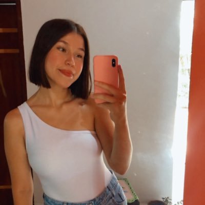 majovesca Profile Picture