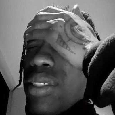 jeetx7's profile picture. ALWAYS HONEST AND IN SOME NIKES🍐