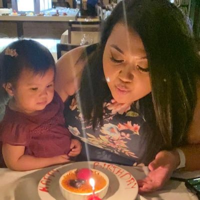 AbiLloFre's profile picture. Jesus follower. Insomniac muser. Coffee needer. Words and people reader. Edit-button abuser. To know and be known (re)tweeter. 💍👰🏻👧🏻