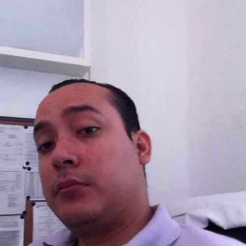 Bethelo's profile picture. Medico de profesion, acapulqueño de nacimiento y costeño de corazon, sensato realista, idealista y soñador incansable